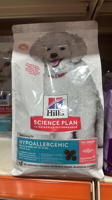 Hills Hypo-Allergenic Somonlu Küçük Irk Yetişkin Köpek Maması 1.5kg